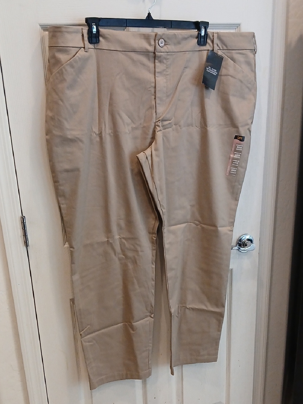 Lee Women's Khaki Straight Leg Chinos - Tan
